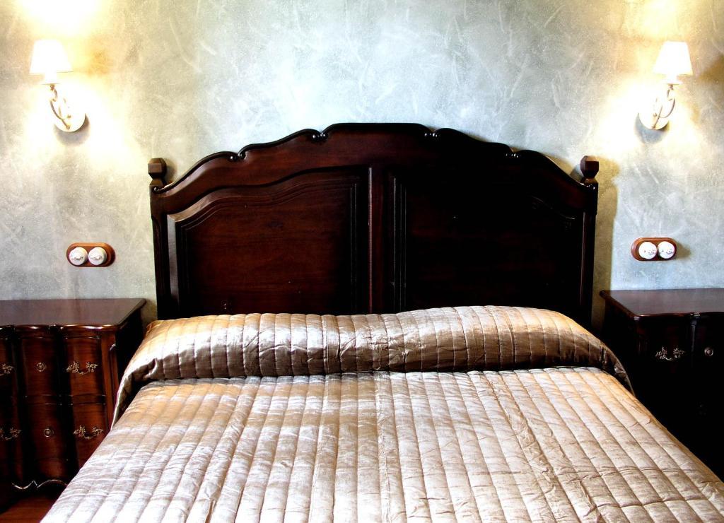 Hotel Rural Y Spa Kinedomus Bienestar Fresnillo de Las Duenas Bilik gambar